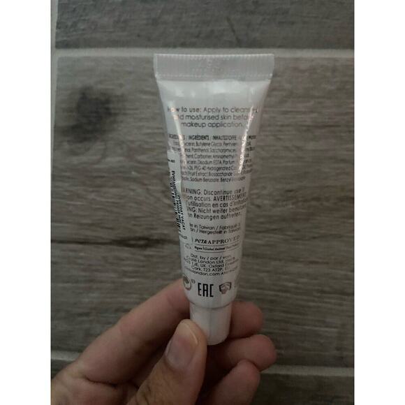 Ciate Everyday Vacay Hydrating and Soothing Face PRIMER .33oz/10ml Travel Size - Picture 3 of 4